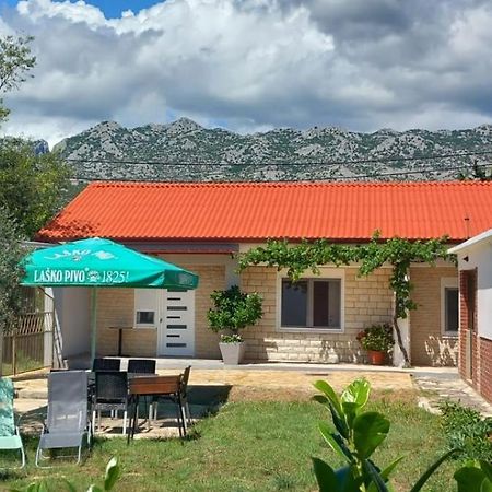 Holiday Home Zeljko,Marija & Jakov Starigrad Paklenica Zewnętrze zdjęcie