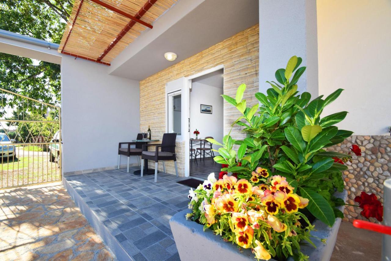Holiday Home Zeljko,Marija & Jakov Starigrad Paklenica Zewnętrze zdjęcie