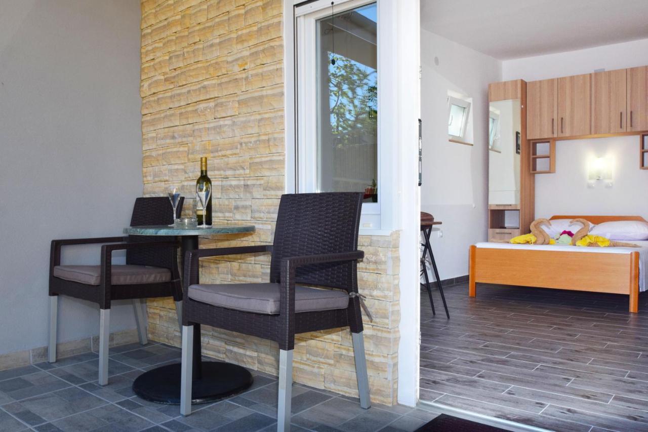 Holiday Home Zeljko,Marija & Jakov Starigrad Paklenica Zewnętrze zdjęcie